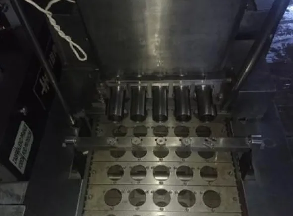 Hamba BK 6005 Filling machine - dairy yogurt cups