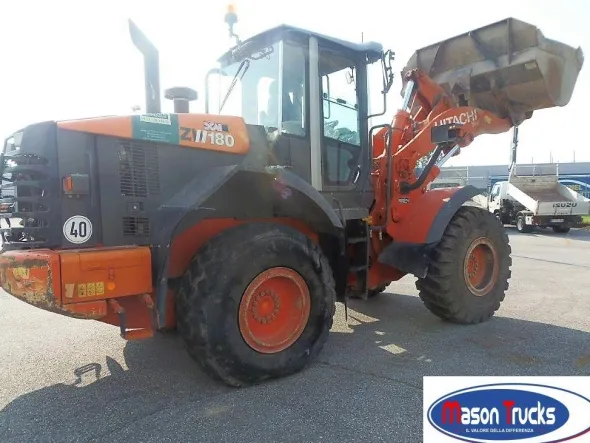 HITACHI ZW180, pala gommata, 2009