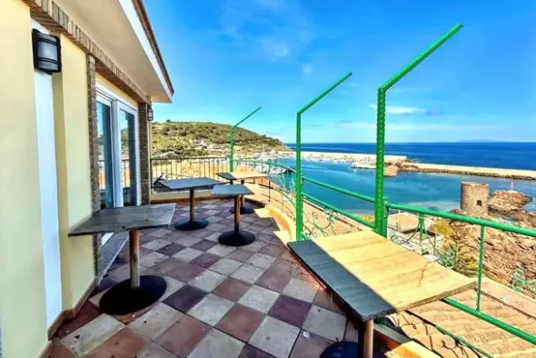 #2537180 Hotel attrezzato con ristorante vista mare