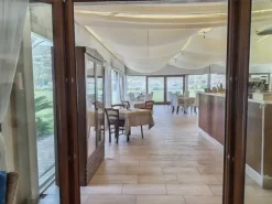 #24323 Hotel con arredi e dotazioni