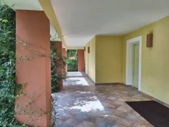 #24323 Hotel con arredi e dotazioni