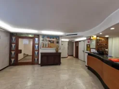 #23913 Hotel con piscina adiacente a complesso sciistico