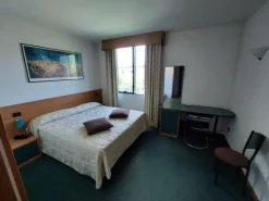 #2536285 Hotel con sale convegno e centro benessere