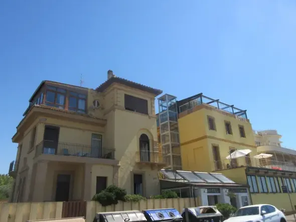 #18768 Hotel fronte mare sul Lido di Ostia