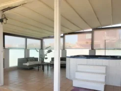 #18768 Hotel fronte mare sul Lido di Ostia