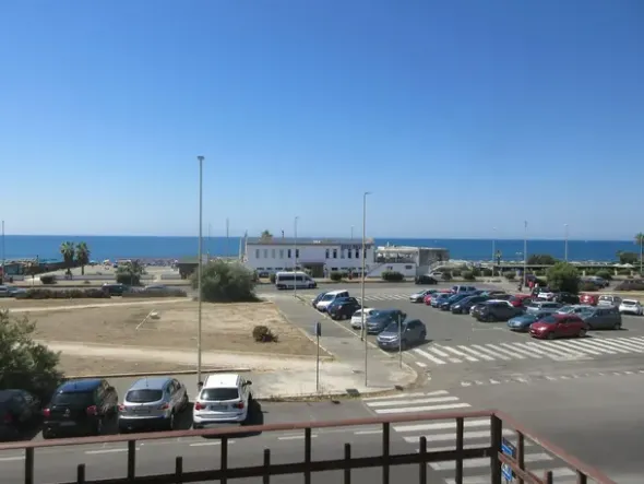 #18768 Hotel fronte mare sul Lido di Ostia