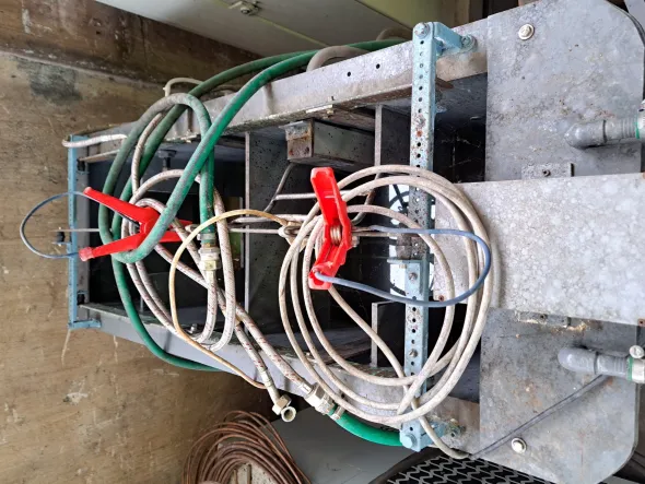 IINDUCTION HEATIN GENERATOR + 2 MTA