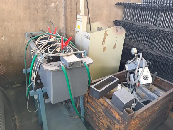 IINDUCTION HEATIN GENERATOR + 2 MTA