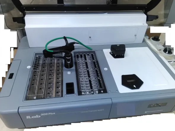 ILAB 300 PLUS