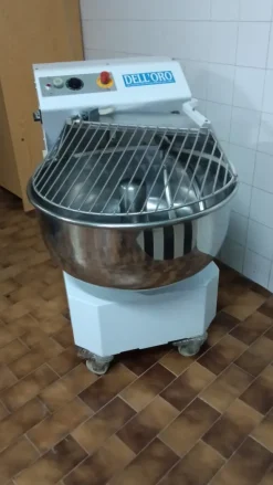 IMPASTATRICE A FORCELLADELL'ORO