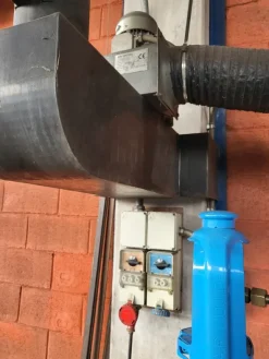 IMPIANTO DI ASPIRATORE FUMI AIR SYSTEM