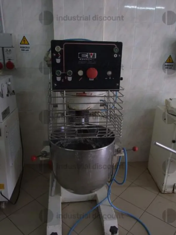 4#9912 Impianto di panificazione e produzione Take-Away