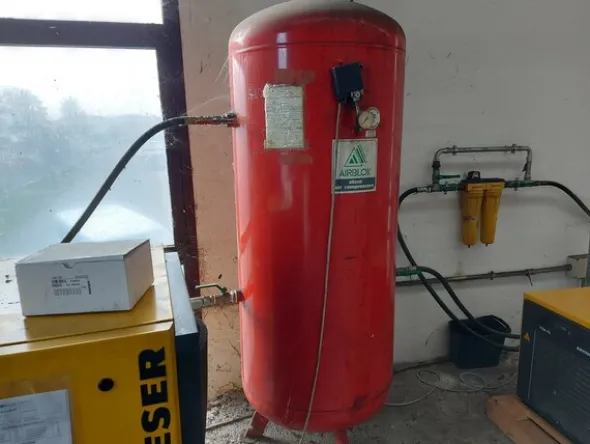 14#7561 Impianto di produzione aria compressa