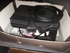 14#8036 Impianto di refrigerazione aria e Kit controllo pressione gomme Wurth