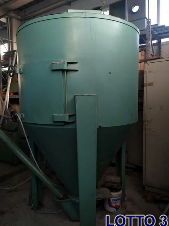 3#5533 Impianto di stampaggio abbozzi in plastica Presma OMR MF