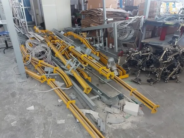 80#7345 Impianto meccanizzato per abbigliamento