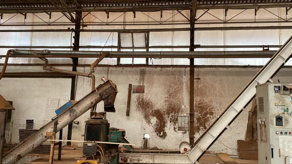 Impianto pellet+robot palletizzatore+insach. autom.