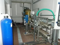1#3241 Impianto per la produzione di acqua ultrapura
