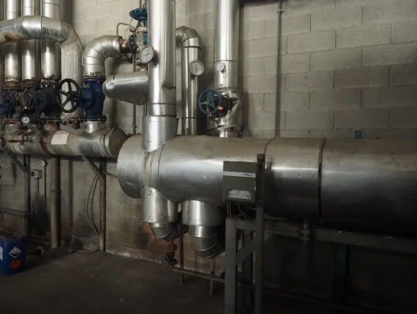 33#8478 Impianto produzione acqua surriscaldata calda per produzione e riscaldamento GARION
