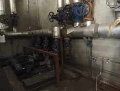 33#8478 Impianto produzione acqua surriscaldata calda per produzione e riscaldamento GARION