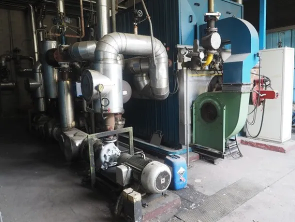 33#8478 Impianto produzione acqua surriscaldata calda per produzione e riscaldamento GARION