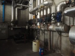 33#8478 Impianto produzione acqua surriscaldata calda per produzione e riscaldamento GARION