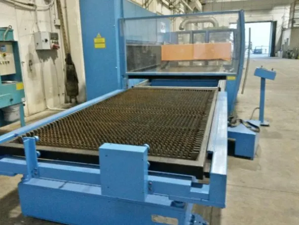 Impianto taglio laser Prima industrie