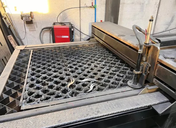 impianto taglio plasma