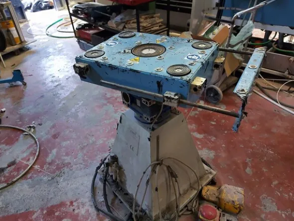 1#7592 Impianto vetrocamera e tavolo girevole Emar
