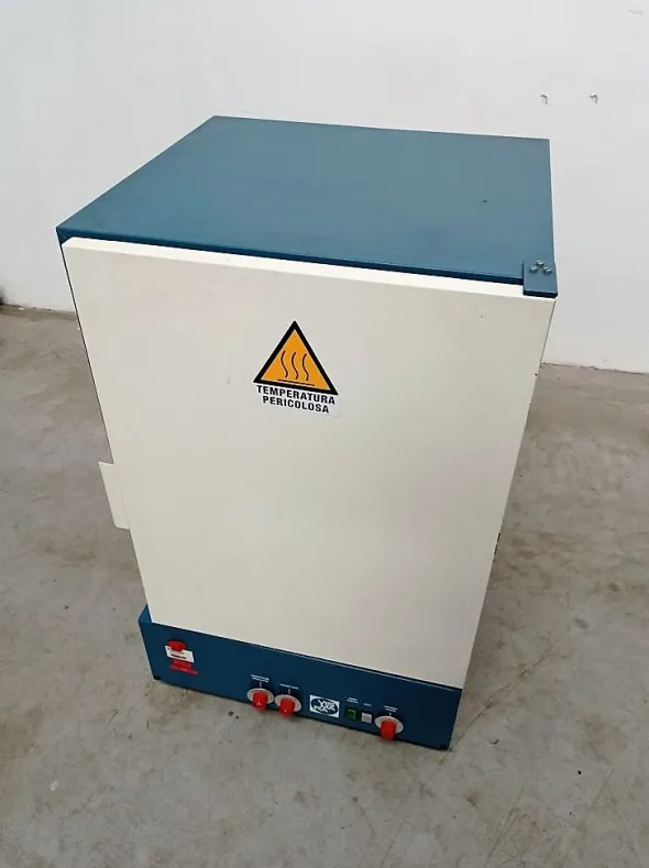 INCUBATORE DA LABORATORIO VISMARA (COD. LAB-CAM-31)