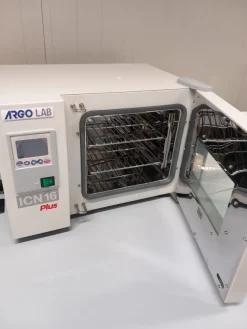 INCUBATORE ICN 16 PLUS