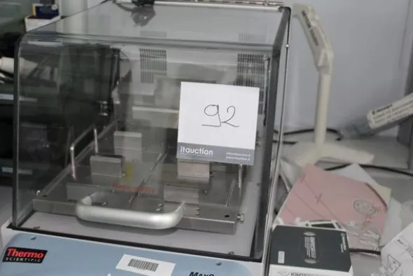 58#2288 Incubatore Thermo Scientific