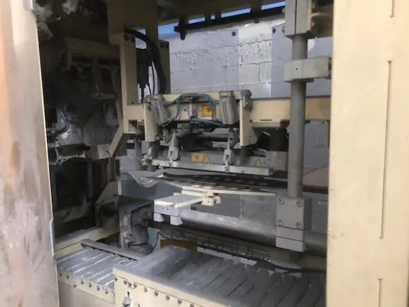 INSACCATRICE AUTOMATICA