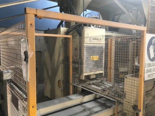 INSACCATRICE AUTOMATICA
