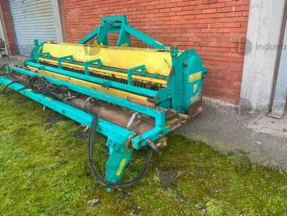 1#10106 Interrasassi baulatrice Ortiflor TSP 210