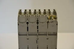 Interruttore Merlin Gerin mod. Compact NS160N