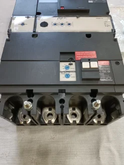 Interruttore scheider LG600