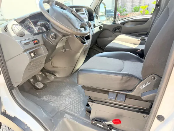IVECO DAILY 35C15 RIB.TRIL.PATENTE B EURO4
