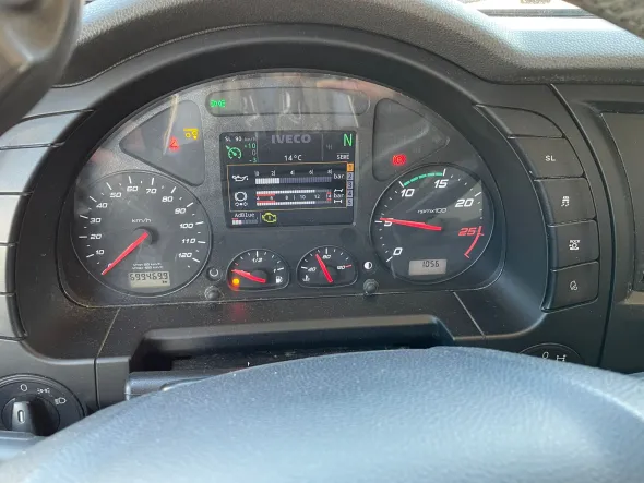 IVECO STRALIS AS 260S48 3 ASSI FULL PNEUMATICO EURO 6