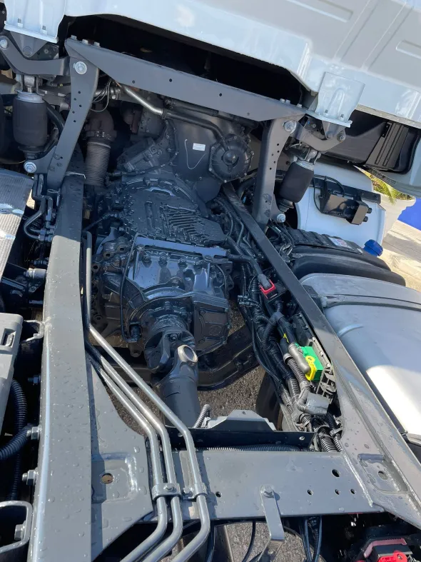 IVECO STRALIS AS 260S48 3 ASSI FULL PNEUMATICO EURO 6