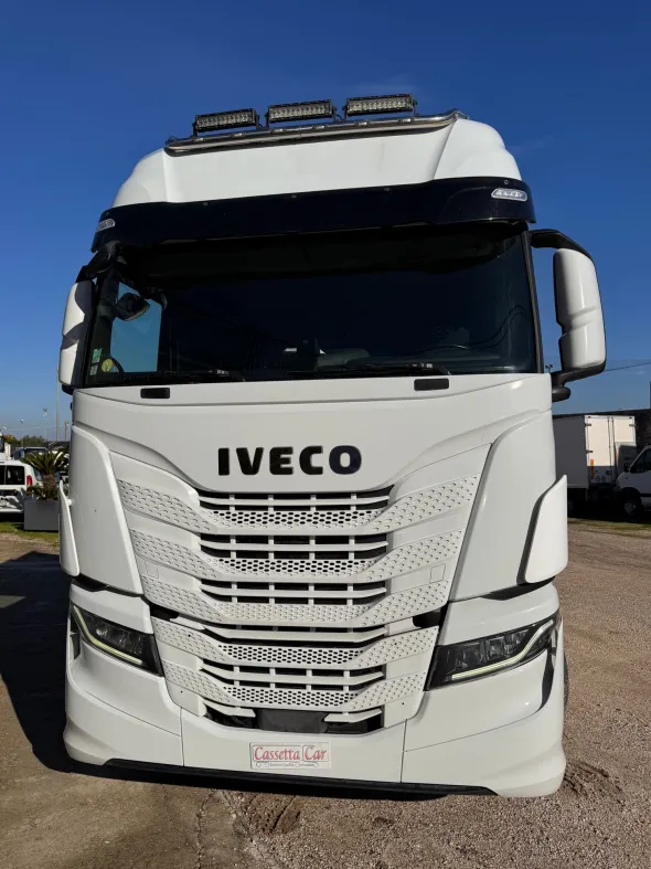 IVECO STRALIS S-WAY 570 TRATTORE EURO 6
