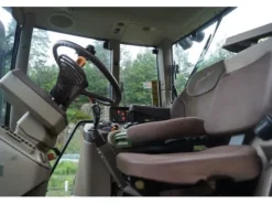 John Deere 6920