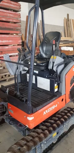 KUBOTA KX019