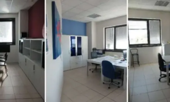 #2536021 Laboratorio adibito ad uffici