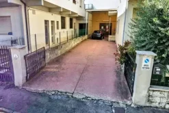 #2537073 Laboratorio artigianale in zona residenziale