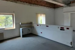 #14759 Laboratorio con zona showroom e uffici