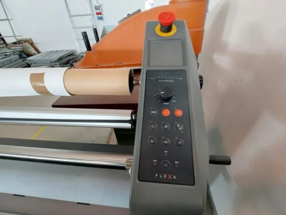 2#6786 Laminatrice bifacciale a rullo riscaldato Flexa
