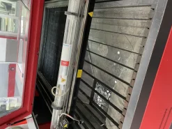 Laser CO2 130w Taglio e incisione 2000x1000