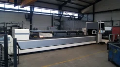 Laser fiber per il taglio di tubi e profili BODOR T230