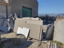 10#7549 Lastre di marmo